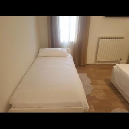 Center, 15 Minutes From Venice, Parking Miranese Mestre Bagian luar foto